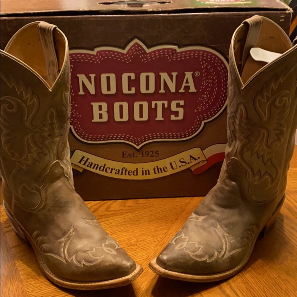 Nacona ladies boots.